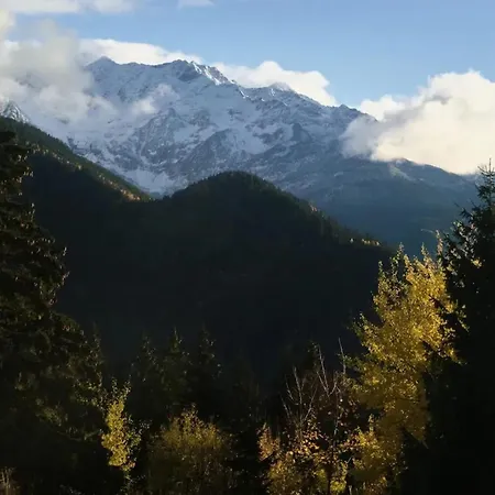 En Montagne à - 30 M² Avec Balcon Apartamento